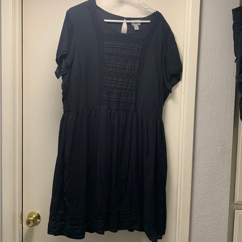 Black old navy dress